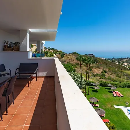 Rock Bay 2422 Splendid Sea & African Coast Views